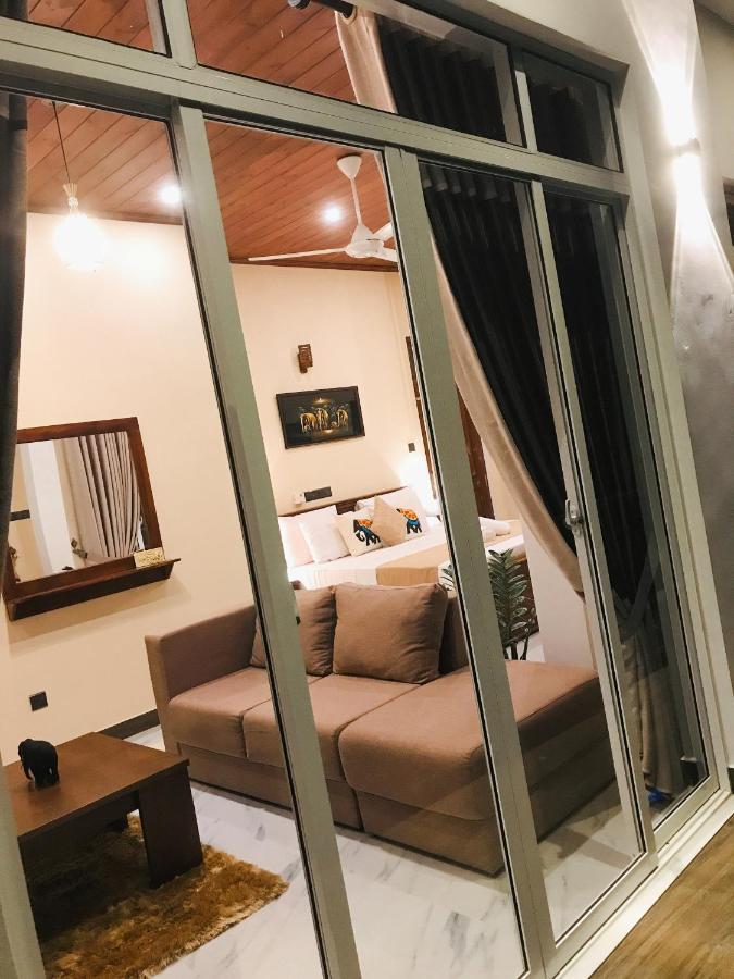 Tranquil Quarter Otel Kandy Dış mekan fotoğraf