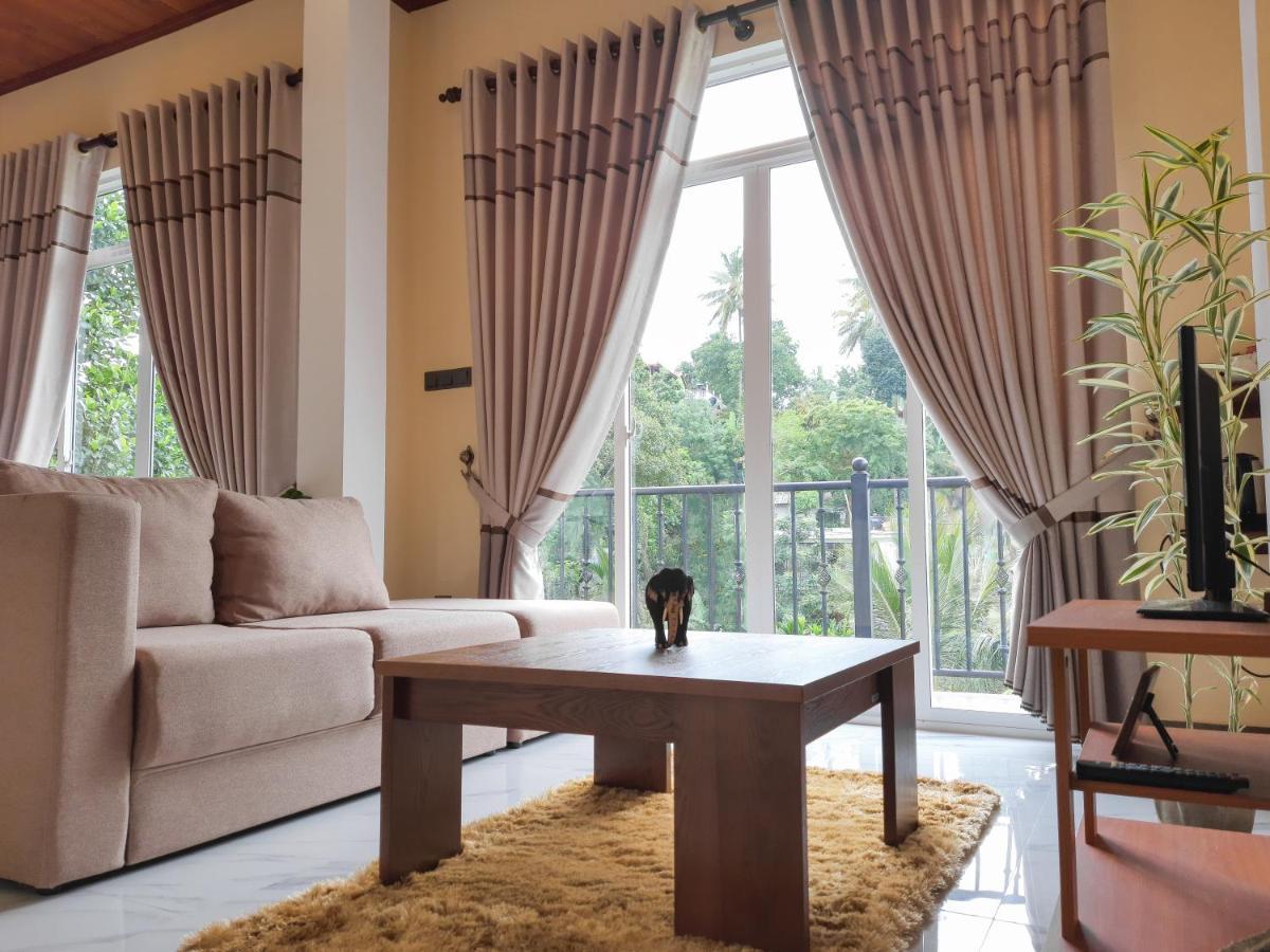 Tranquil Quarter Otel Kandy Dış mekan fotoğraf