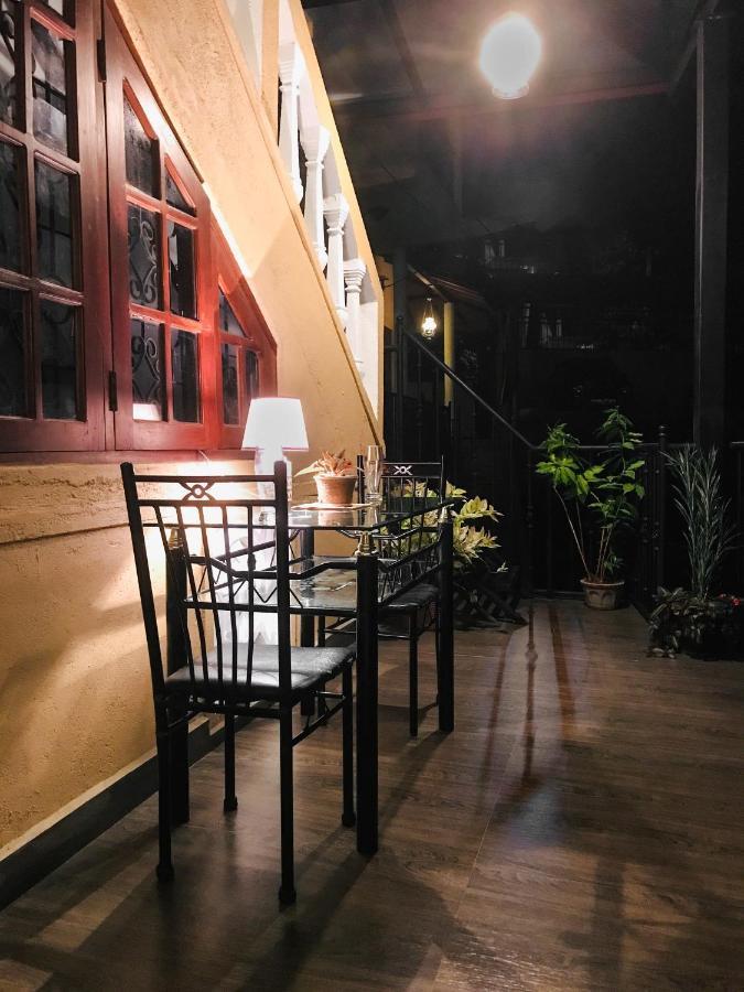 Tranquil Quarter Otel Kandy Dış mekan fotoğraf